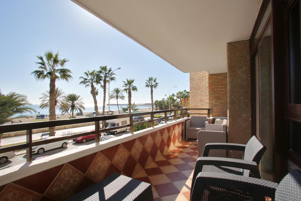 Апартаменты New Luxury Premium Малага Экстерьер фото